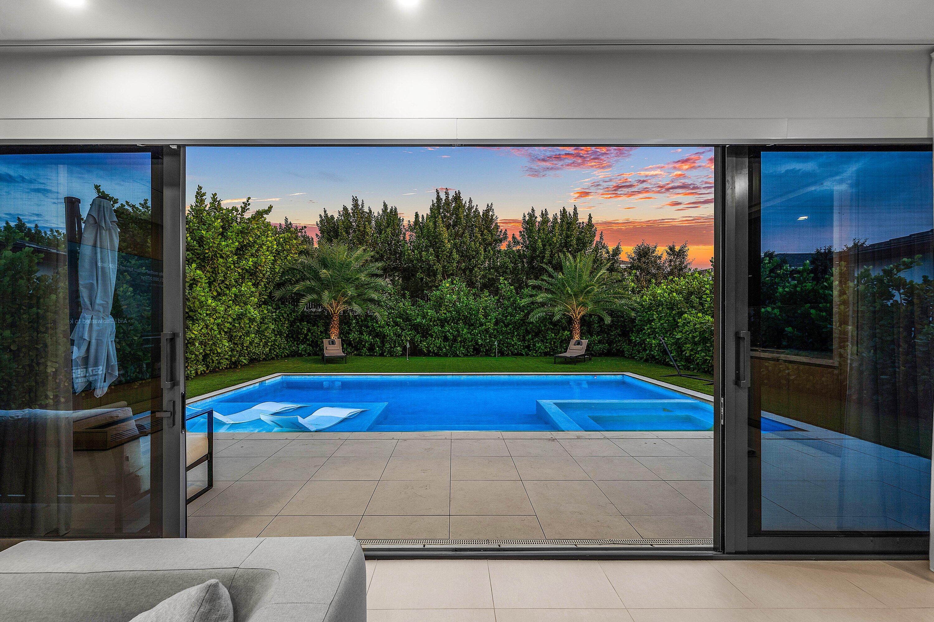 VIA VENTURA NEIGHBORHOOD 1 - Residential Lease