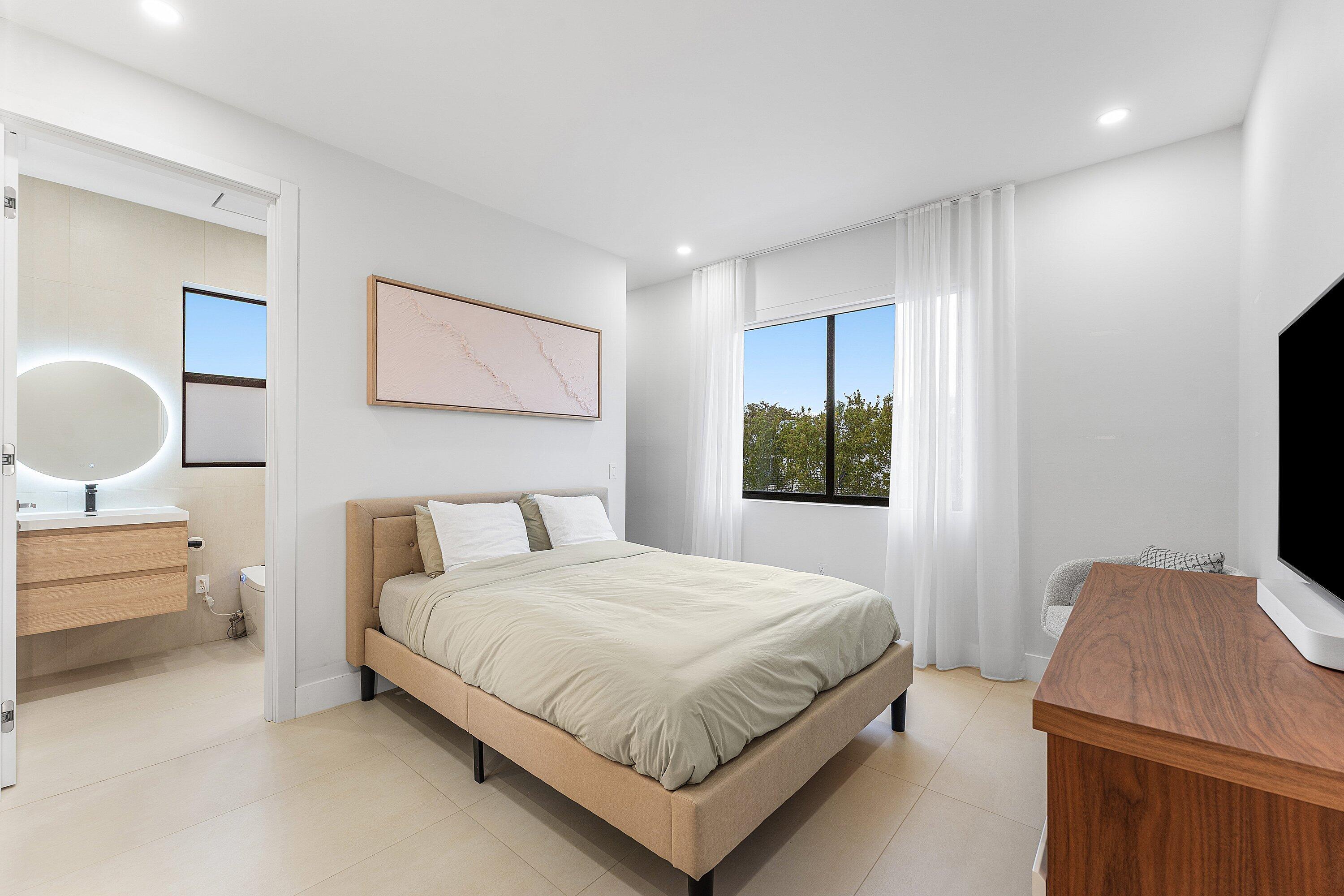 VIA VENTURA NEIGHBORHOOD 1 - Residential Lease