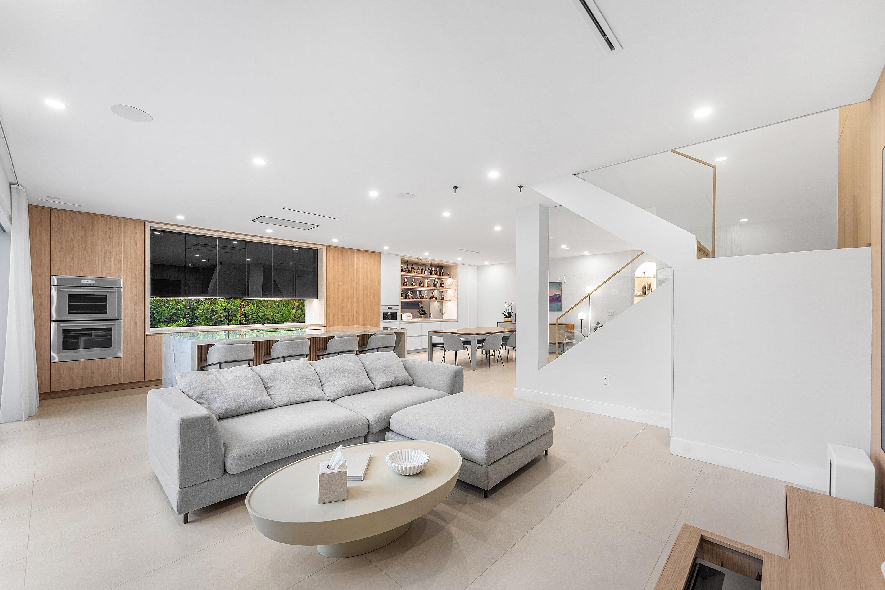 VIA VENTURA NEIGHBORHOOD 1 - Residential Lease