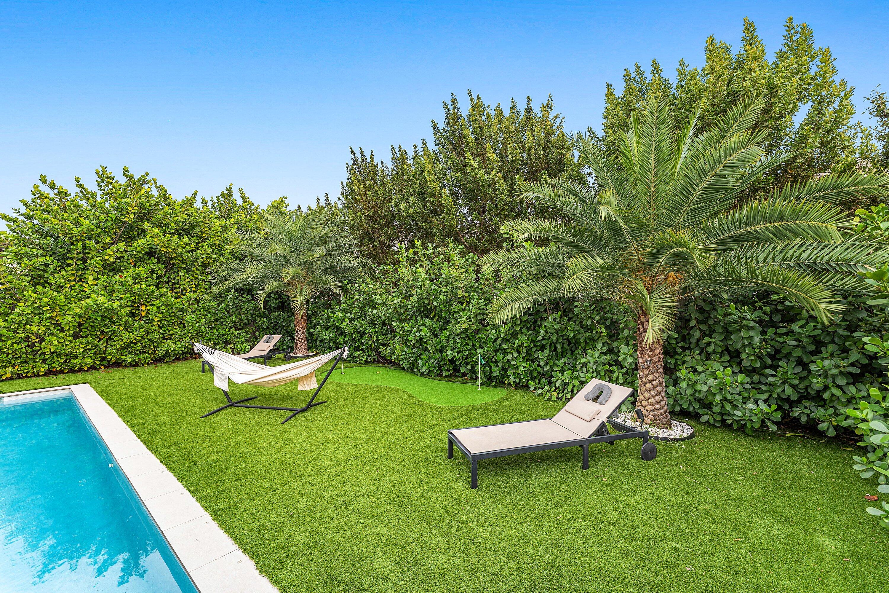 VIA VENTURA NEIGHBORHOOD 1 - Residential Lease