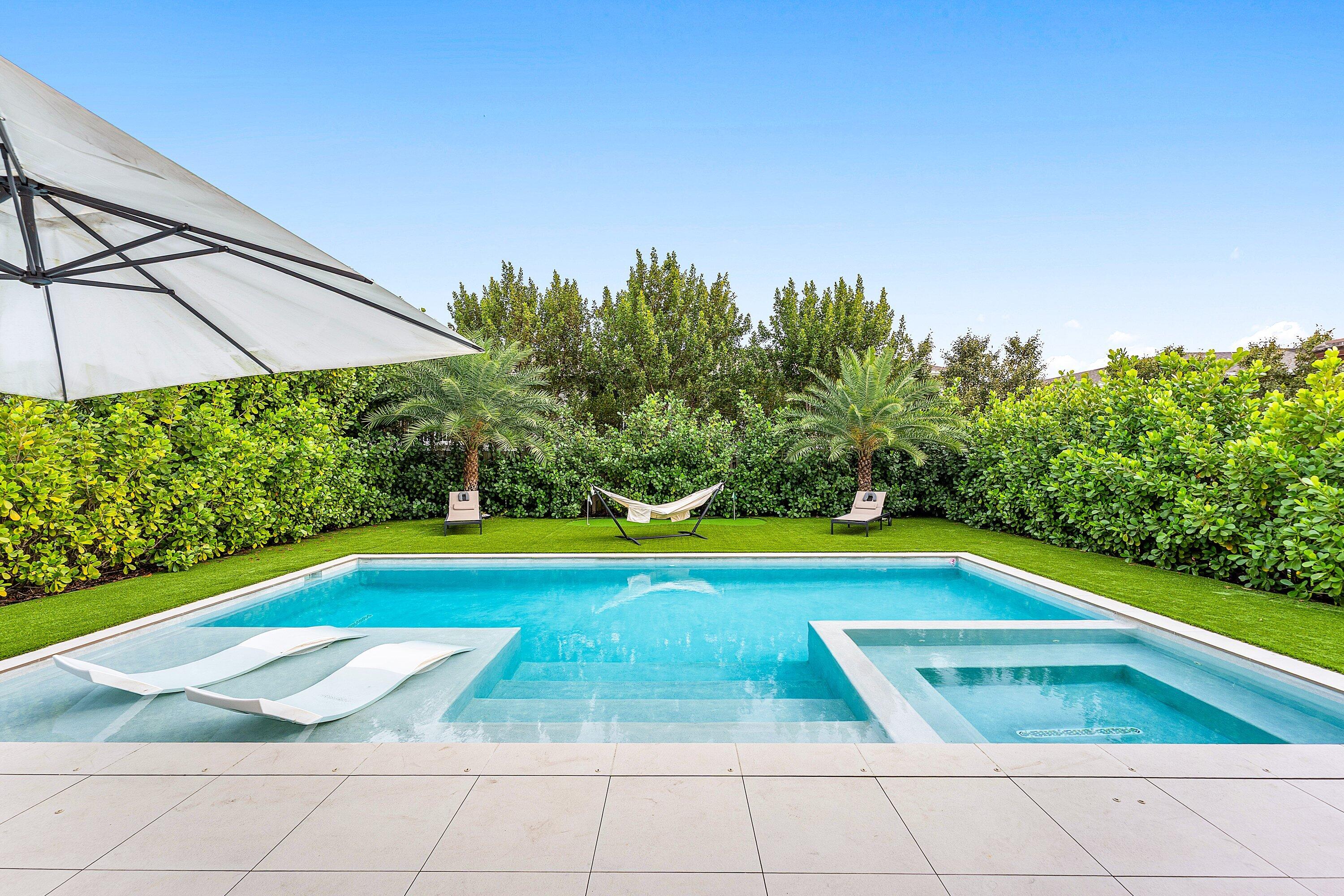 VIA VENTURA NEIGHBORHOOD 1 - Residential Lease