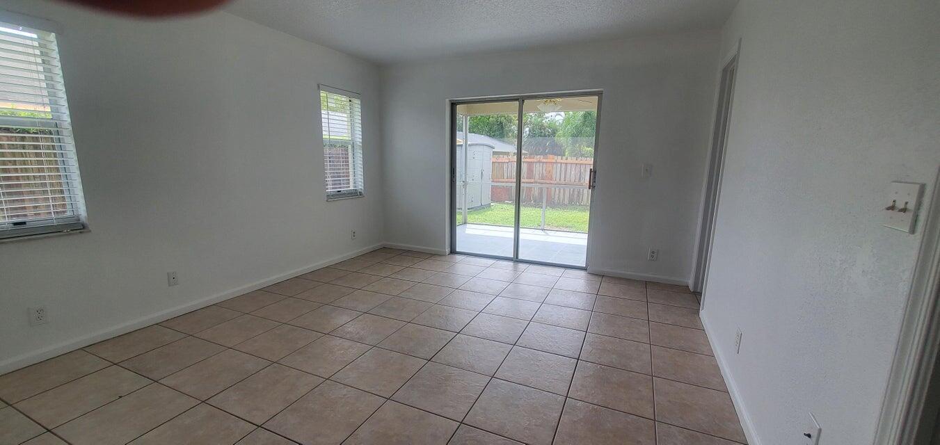 HIGHLAND PINES PL 2 - Residential Lease