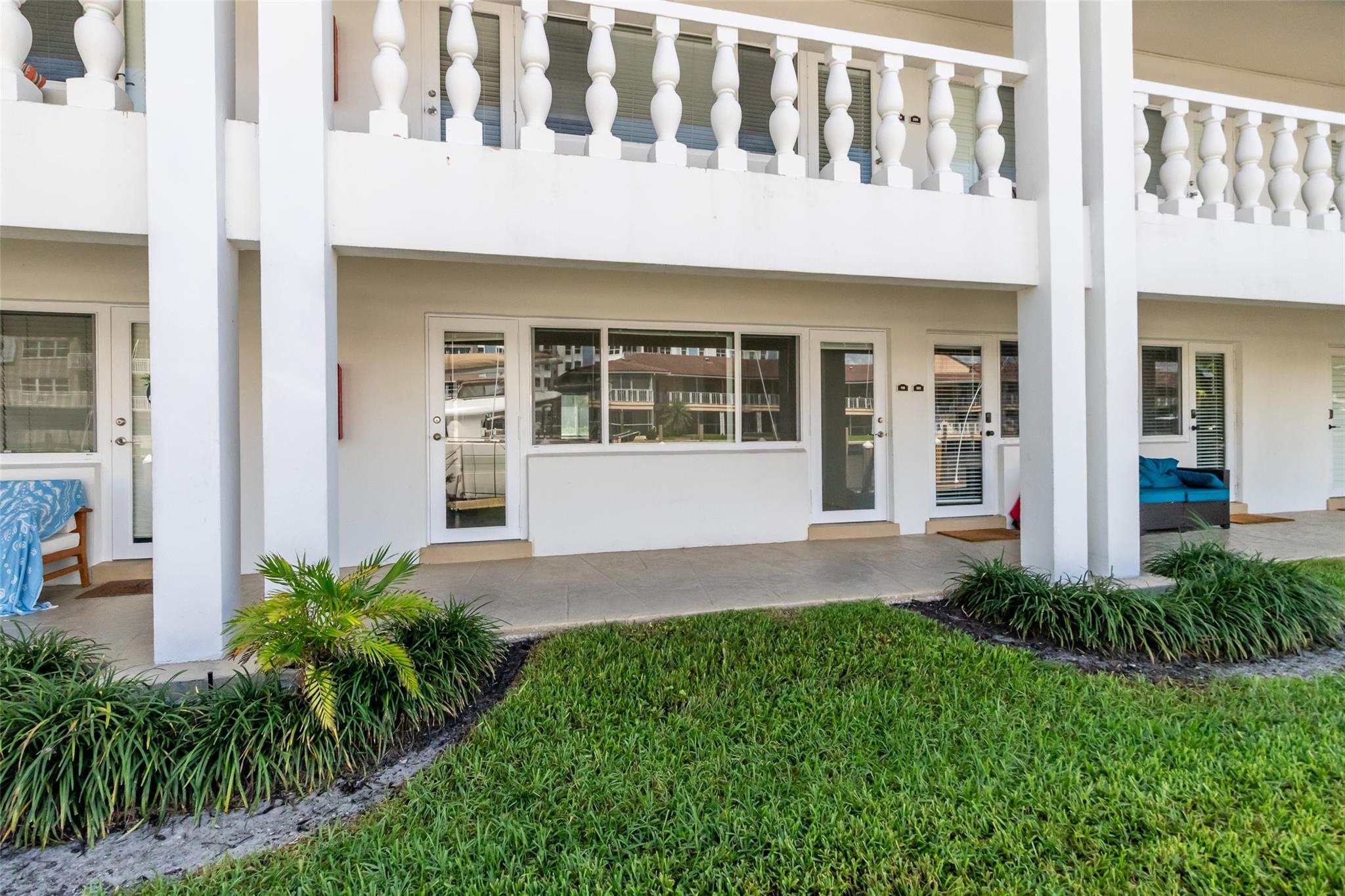 Waterside On The Intracoa - Residential Lease