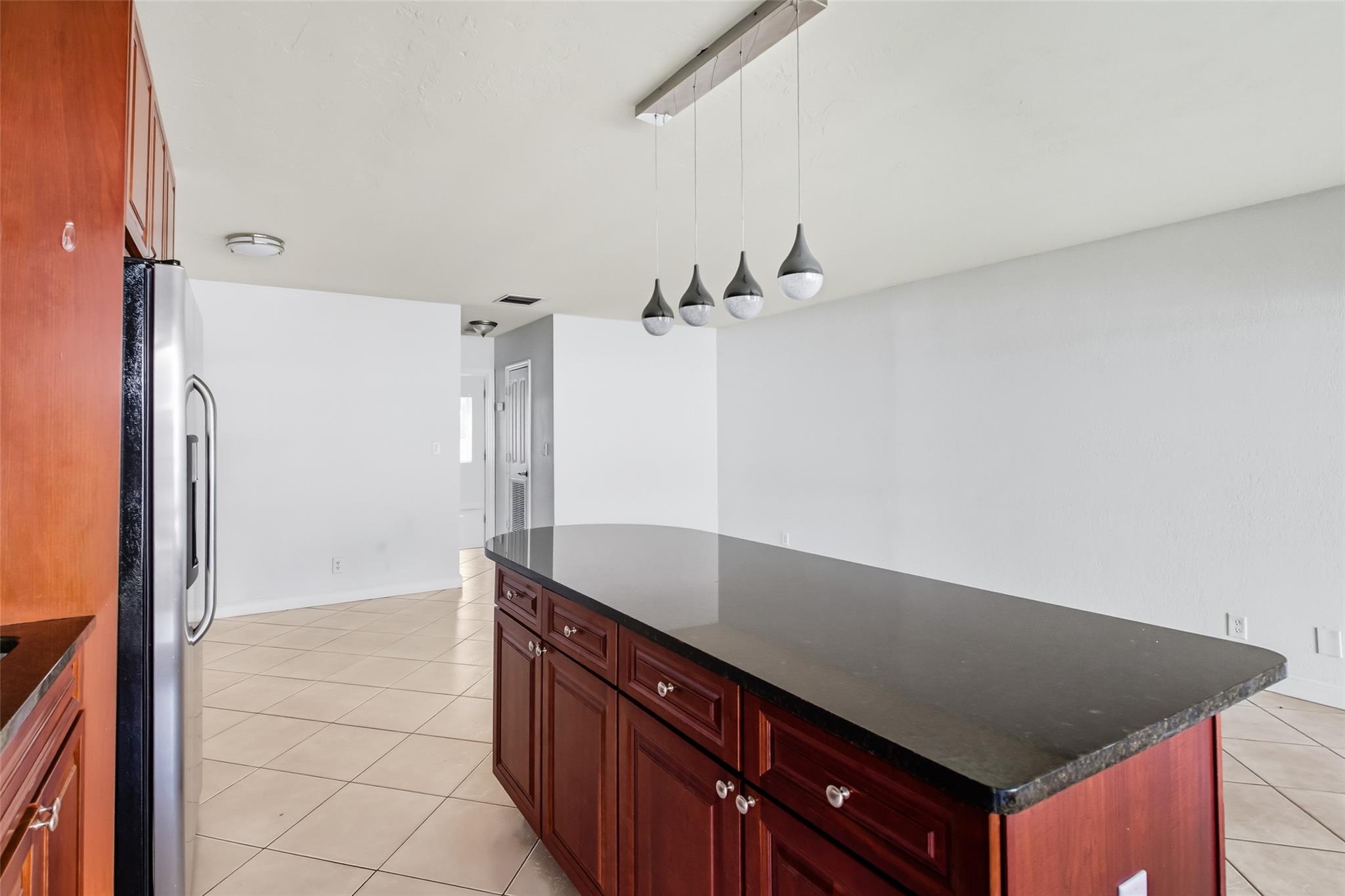 Waterside On The Intracoa - Residential Lease