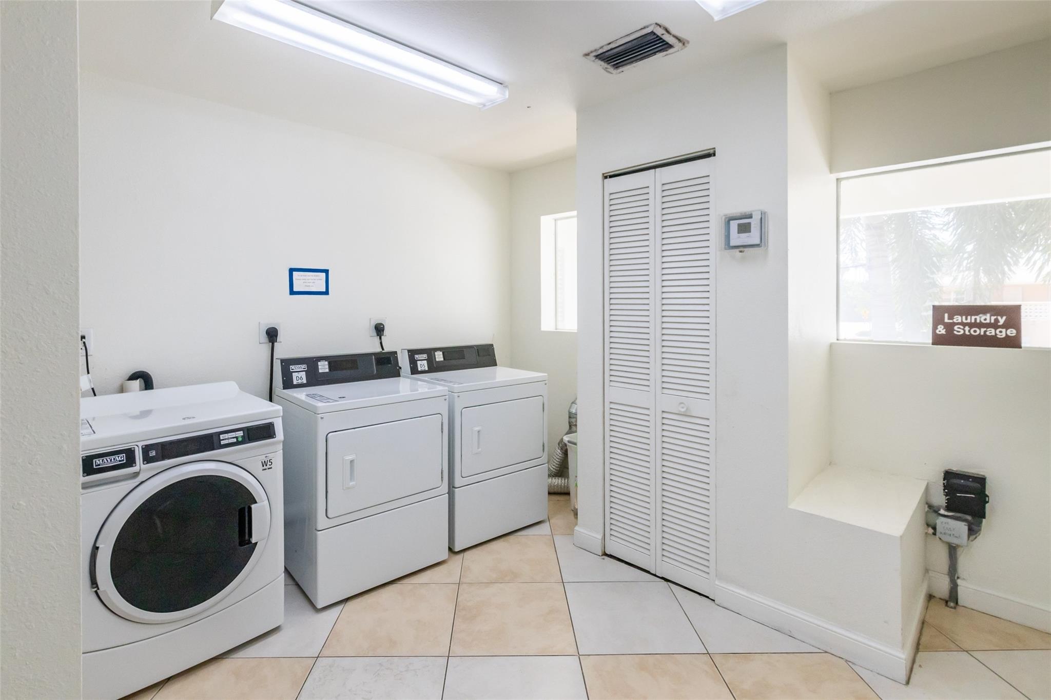 Waterside On The Intracoa - Residential Lease