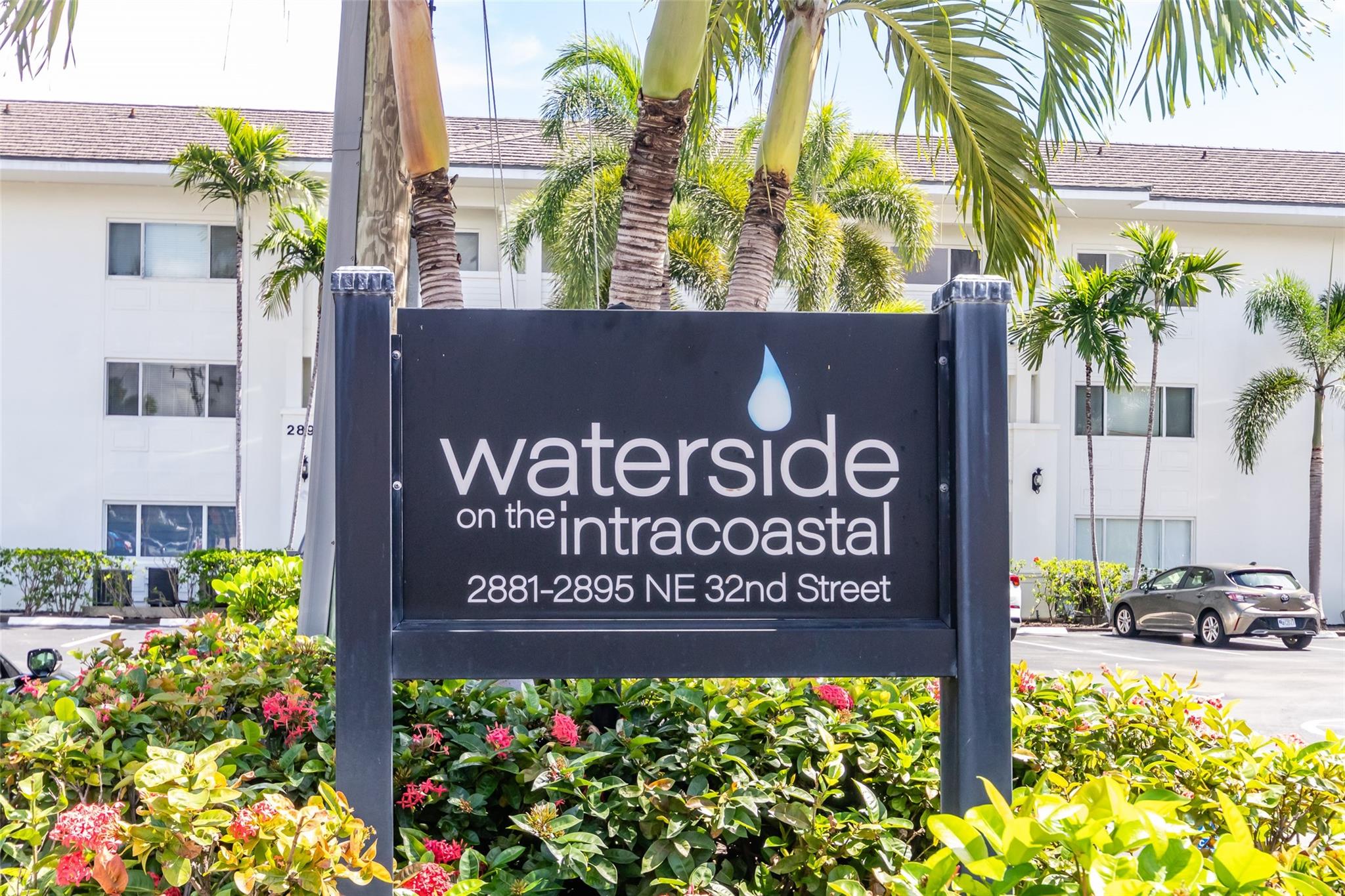 Waterside On The Intracoa - Residential Lease