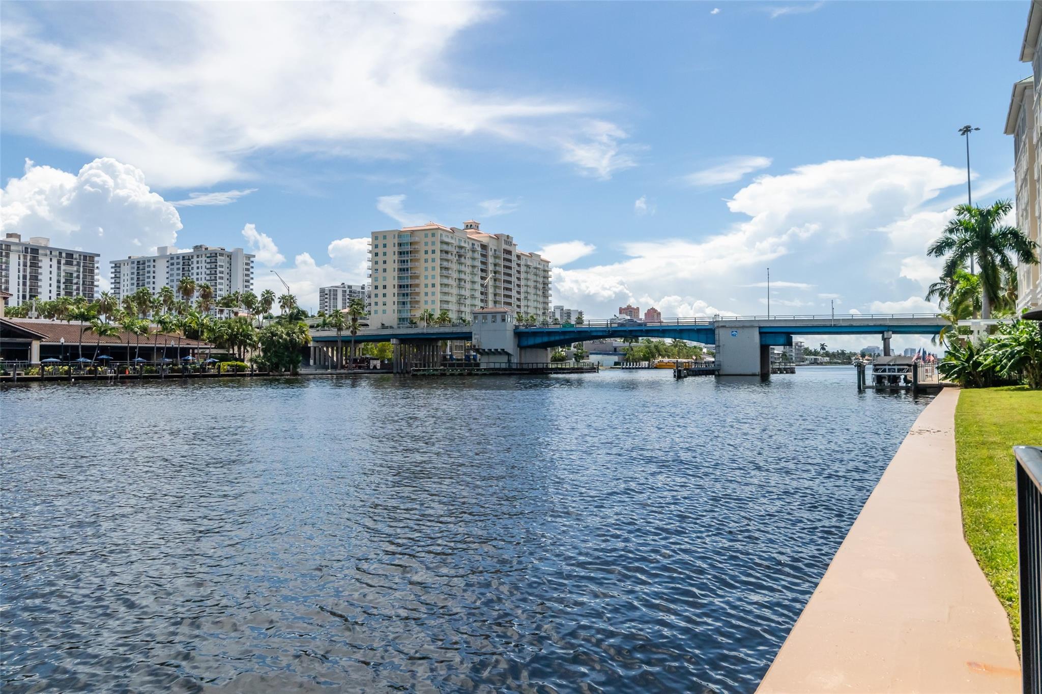 Waterside On The Intracoa - Residential Lease