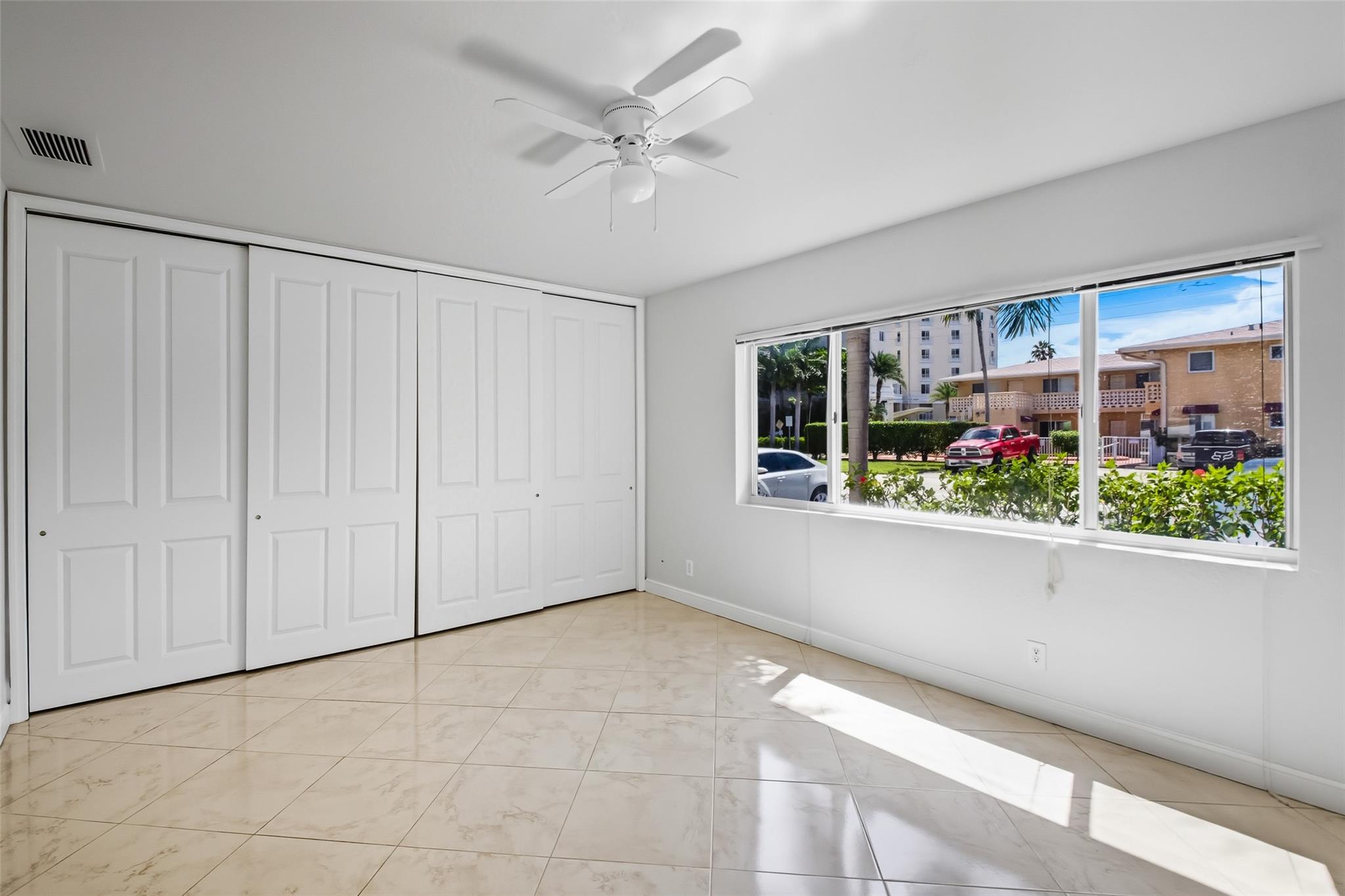 Waterside On The Intracoa - Residential Lease