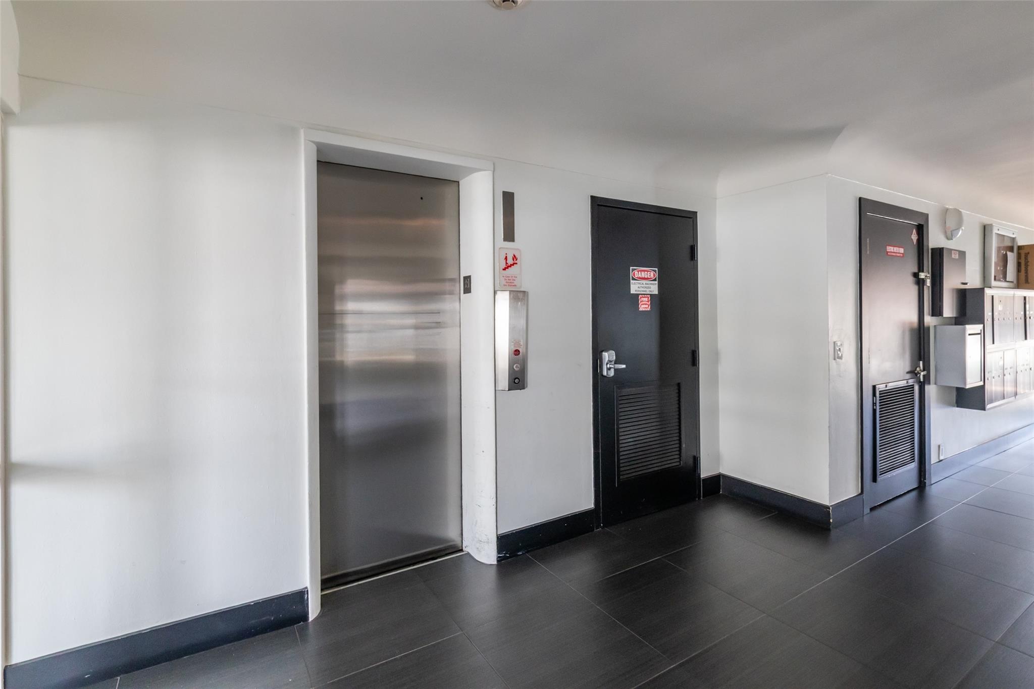 Waterside On The Intracoa - Residential Lease