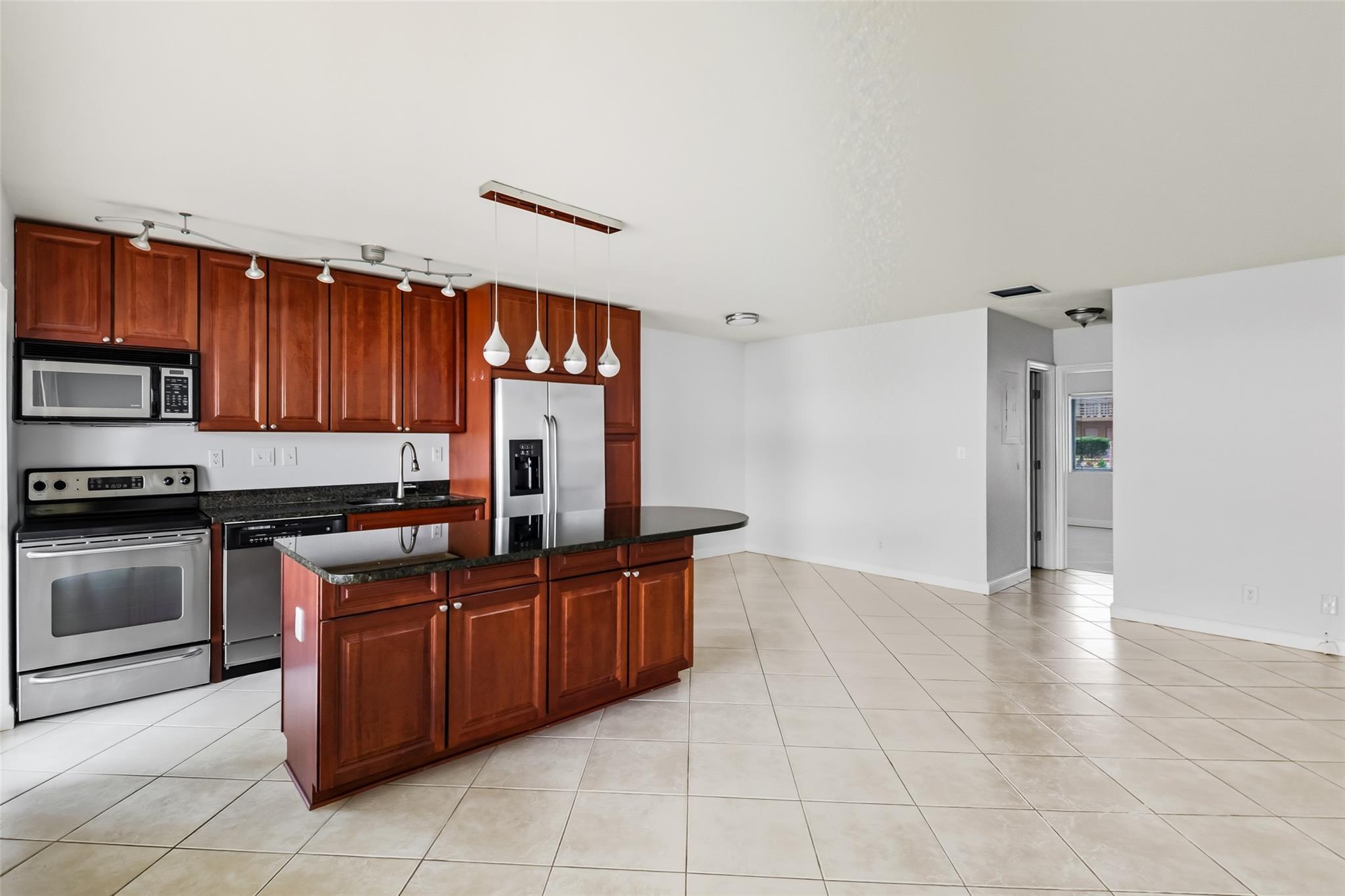 Waterside On The Intracoa - Residential Lease