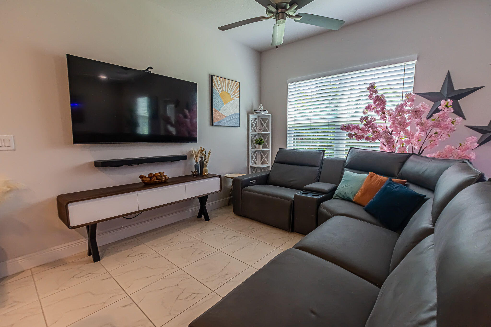 861 NE WHISTLING DUCK Way, Port St Lucie, FL, 34983/$485,999 4 861 NE WHISTLING DUCK Way