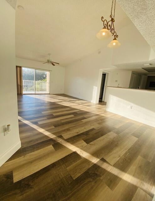 5021 Wiles Road Apt 301