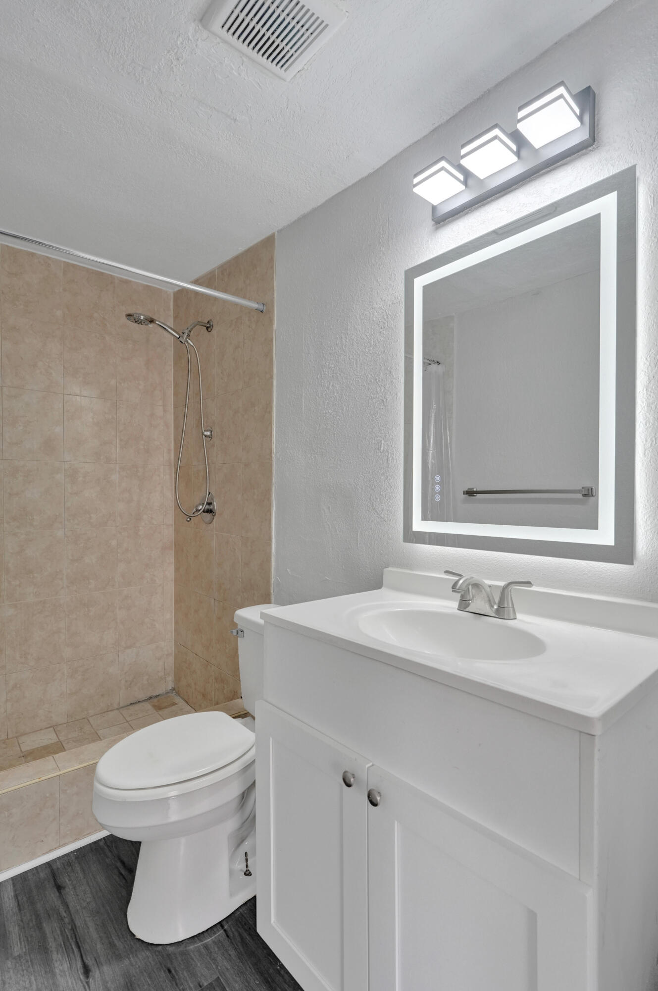 OCEAN WAY PARK - Residential Lease