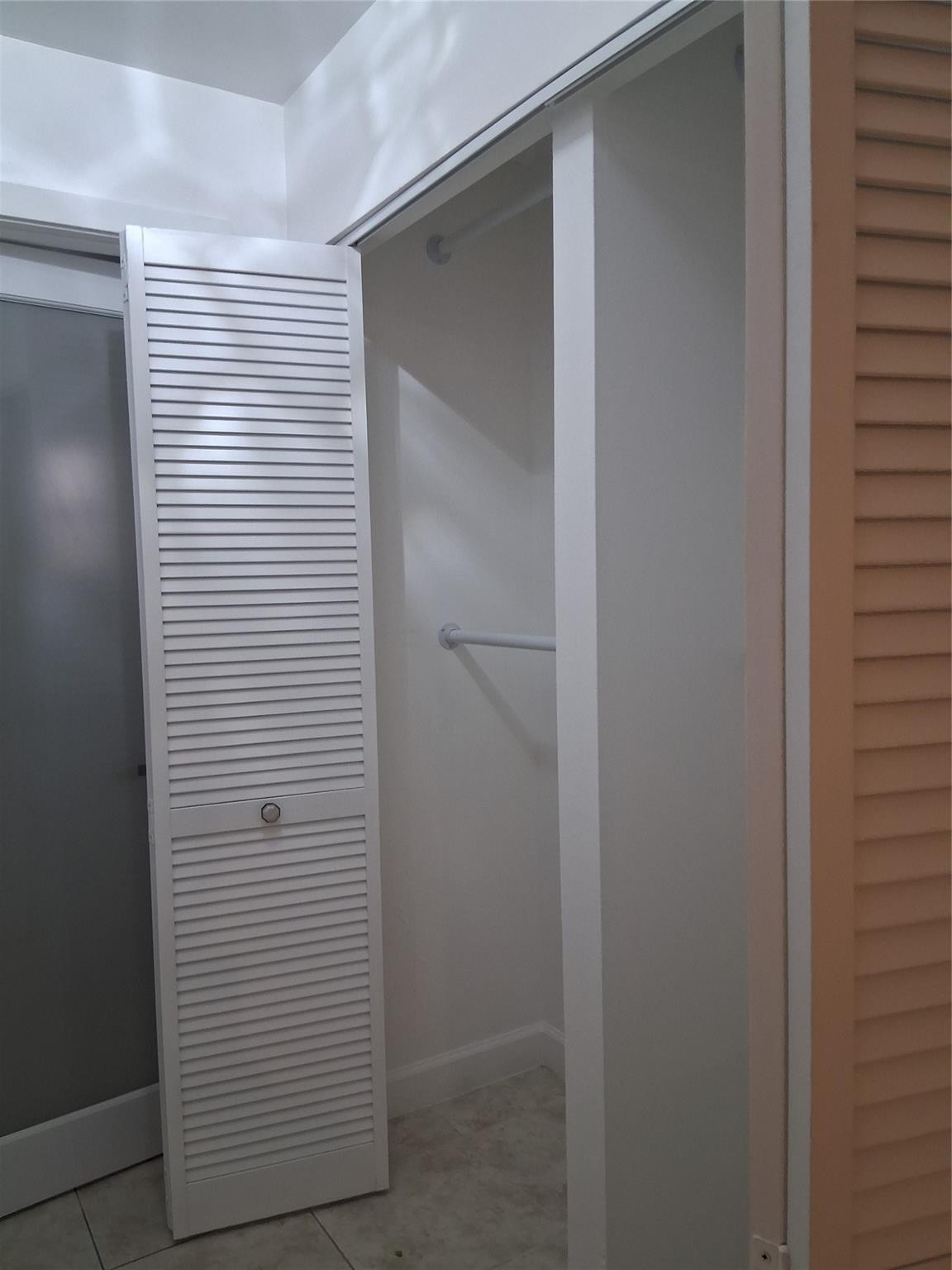 SUNRISE LAKES PHASE III - Residential