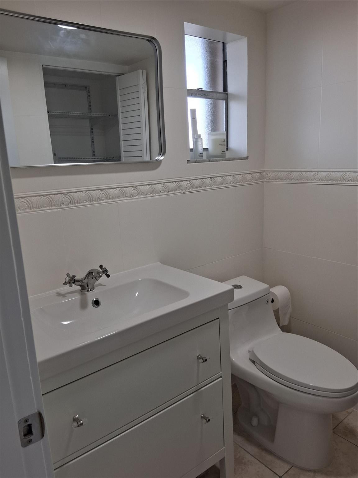 SUNRISE LAKES PHASE III - Residential