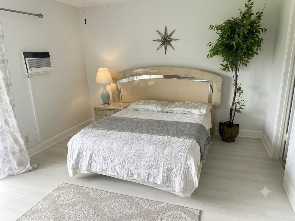 Photo of 361 Windsor P, West Palm Beach, FL 33417 (MLS # B26046078)