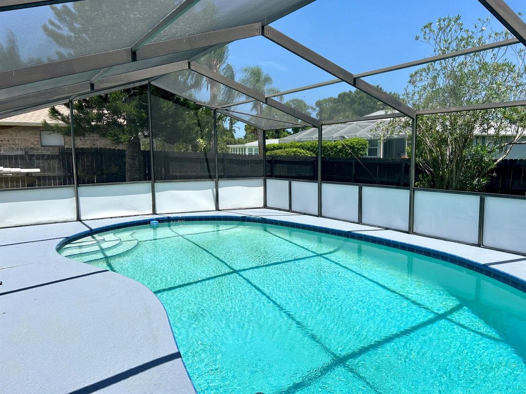 Photo of 425 Thomas Street, Sebastian, FL 32958 (MLS # R11012367)