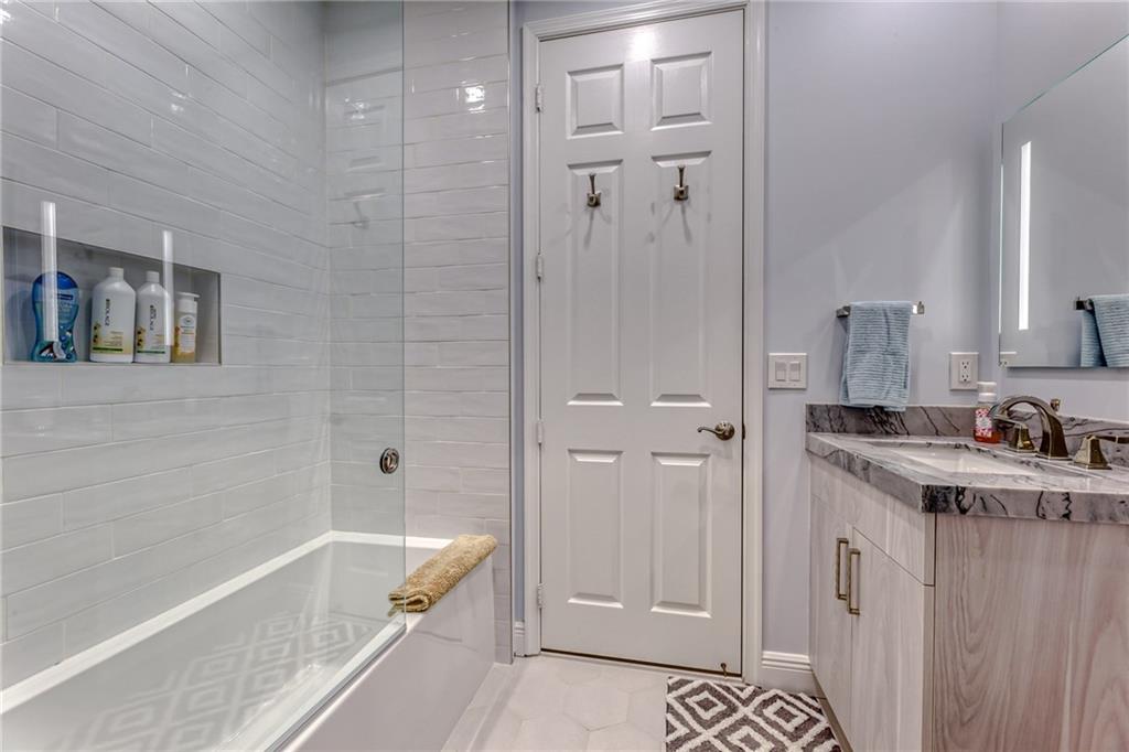 Isola Bella Estates - Residential