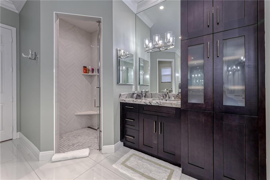 Isola Bella Estates - Residential