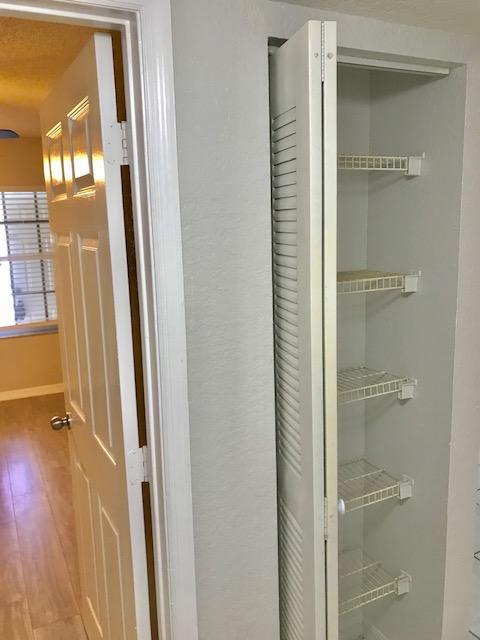 PINE HOLLOW II CONDO - Residential Lease