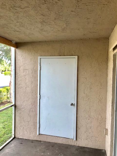 PINE HOLLOW II CONDO - Residential Lease