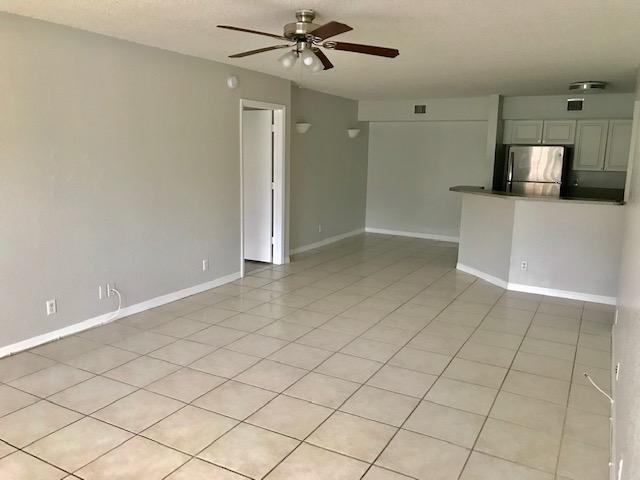 PINE HOLLOW II CONDO - Residential Lease