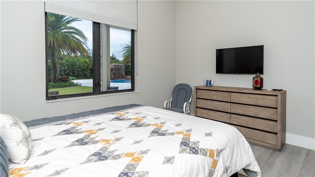 198 Terrace 128-26 B - Residential