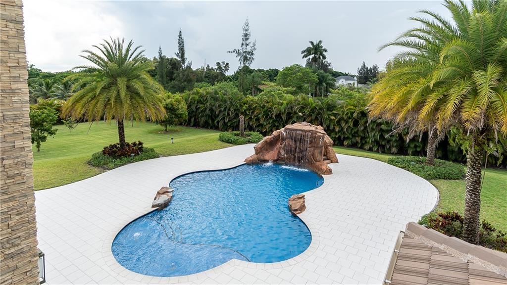 198 Terrace 128-26 B - Residential