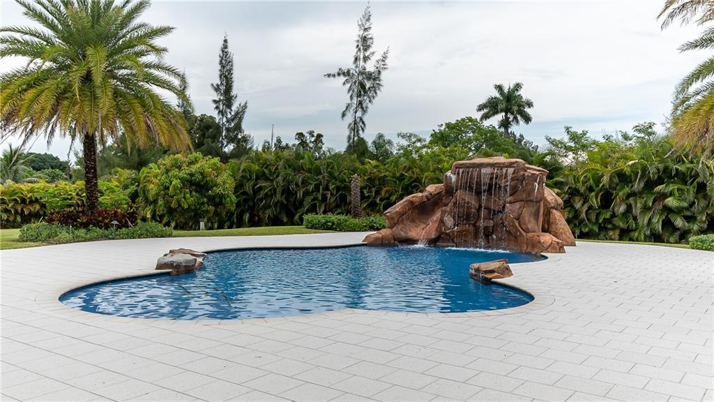 198 Terrace 128-26 B - Residential