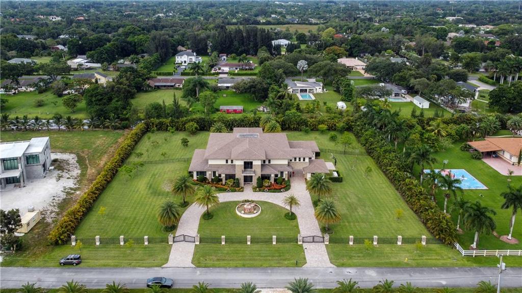 198 Terrace 128-26 B - Residential