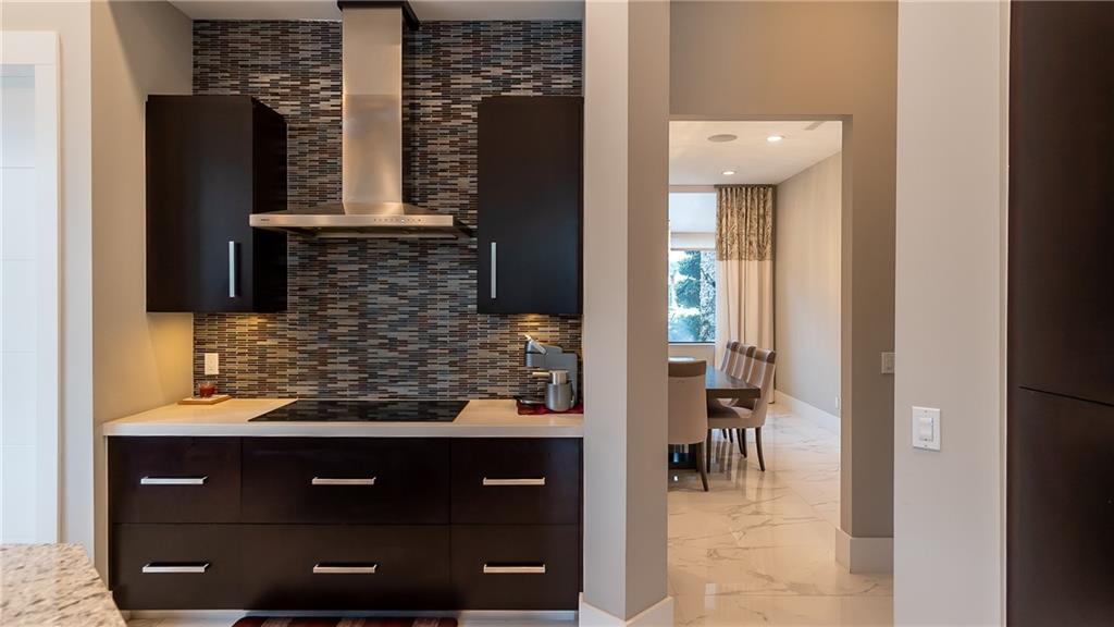 198 Terrace 128-26 B - Residential