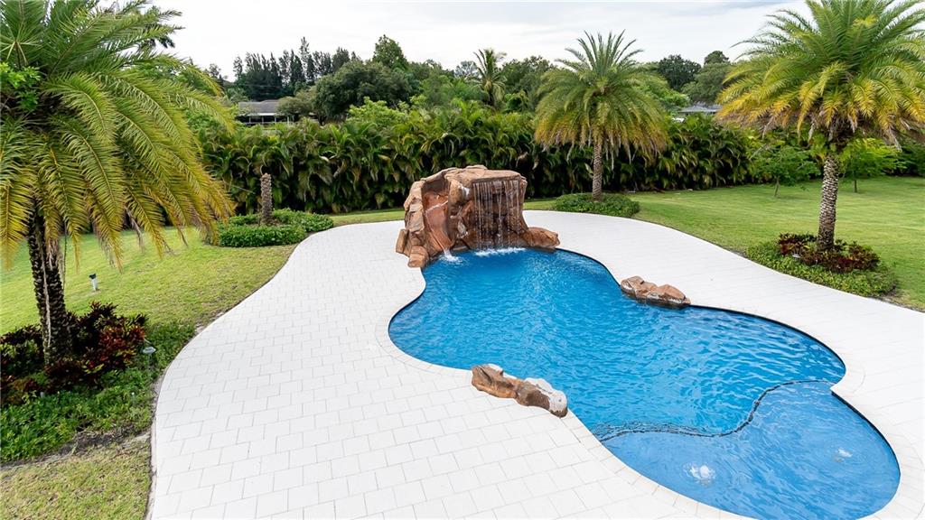 198 Terrace 128-26 B - Residential