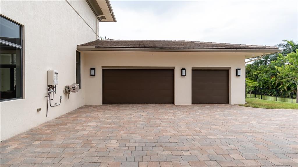 198 Terrace 128-26 B - Residential