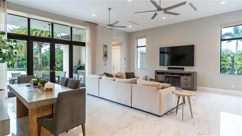 198 Terrace 128-26 B - Residential