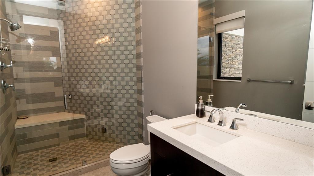 198 Terrace 128-26 B - Residential