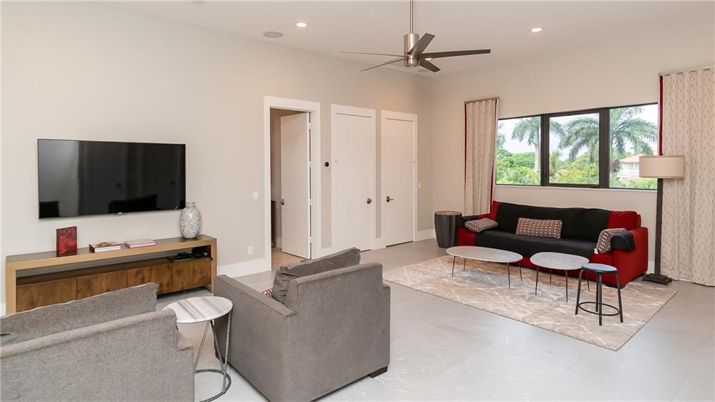 198 Terrace 128-26 B - Residential