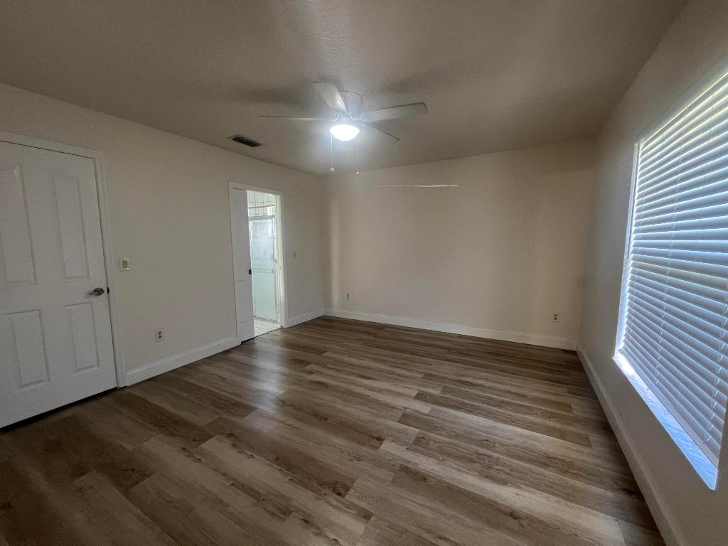 1655 Farmington Circle