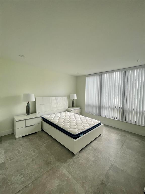 LAKEWOOD MIDRISE CONDO - Residential