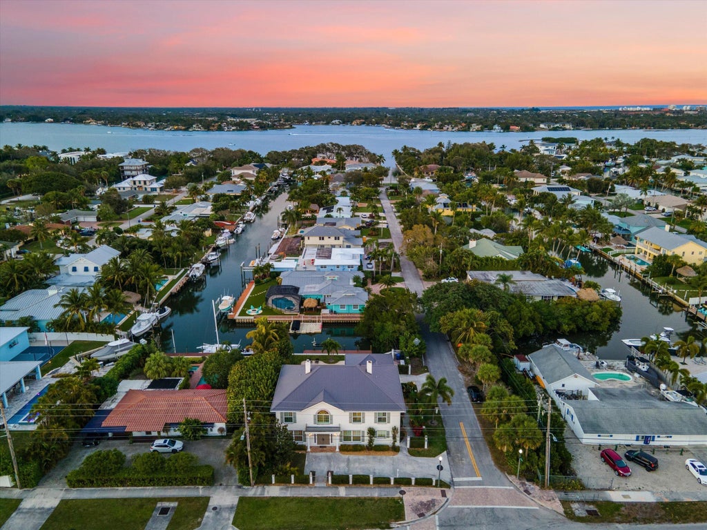 Photo of 401 Center Street, Jupiter, FL 33458 (MLS # B26037553)