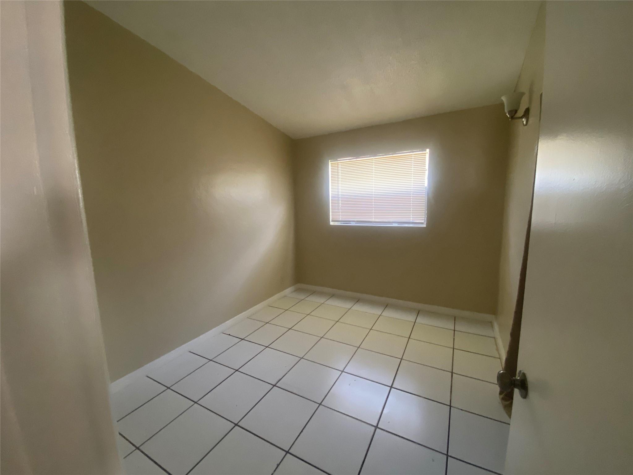 Lauderdale Manors Amd - Residential