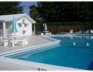 COLONIAL RIDGE CORP - Residential