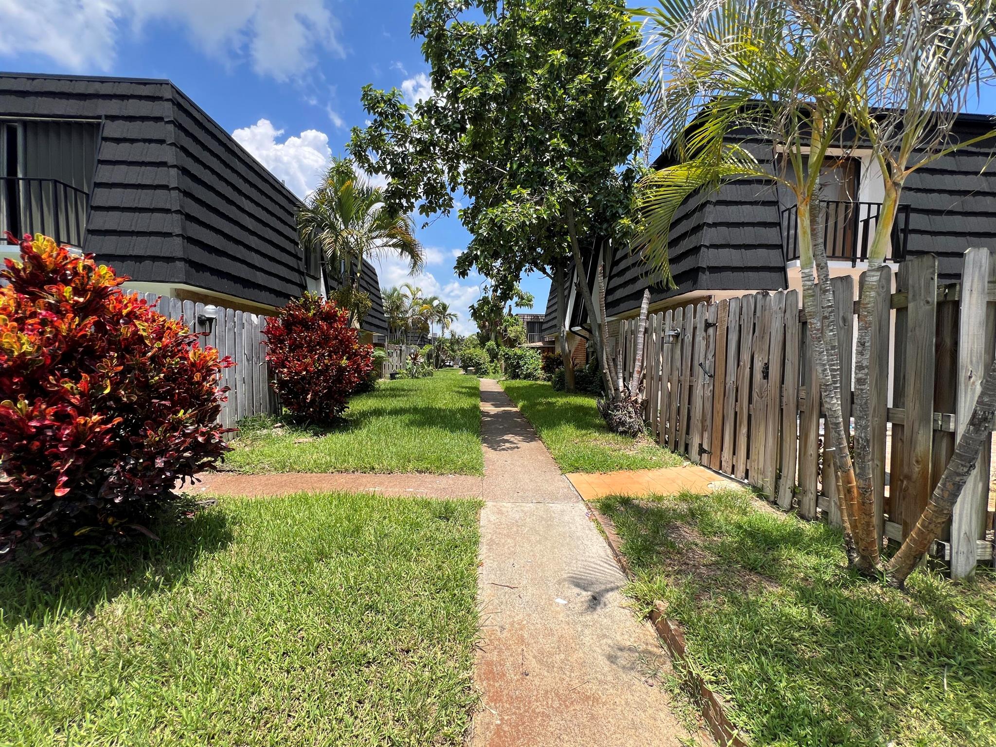 3 Bed and 2.5 Bath Town Home with an Extra Space on the first Floor for an Office. The Bathrooms are remodeled and whole house Freshly Painted. Huge laundry Room. New Fence, Accordian Shutter, Storage outside, Fruit Trees. Very close to Elementary school.