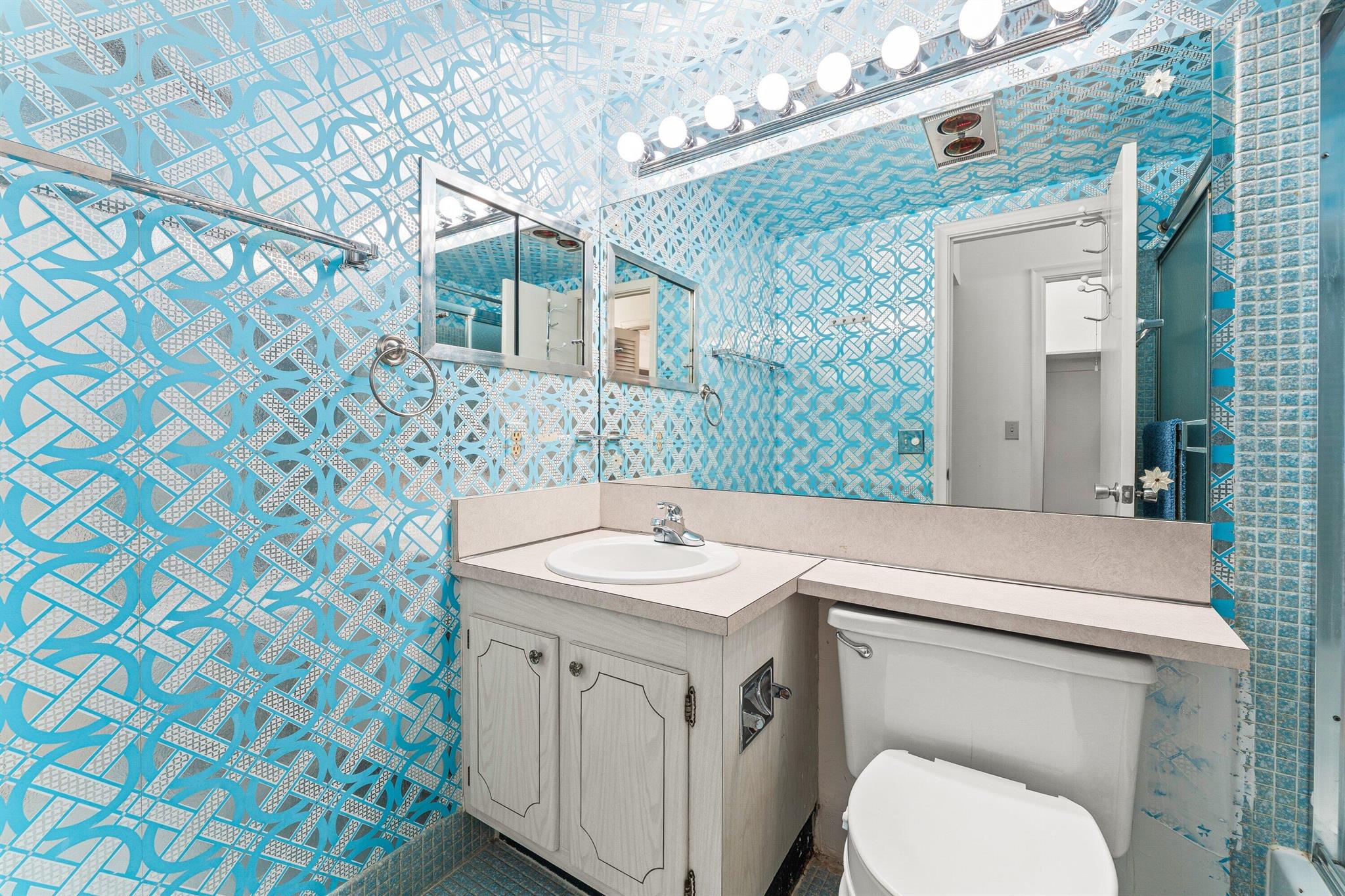 SALISBURY CONDOS - Residential