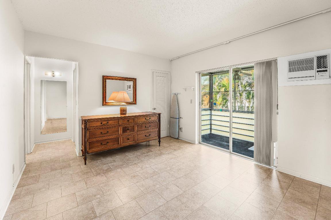 SALISBURY CONDOS - Residential