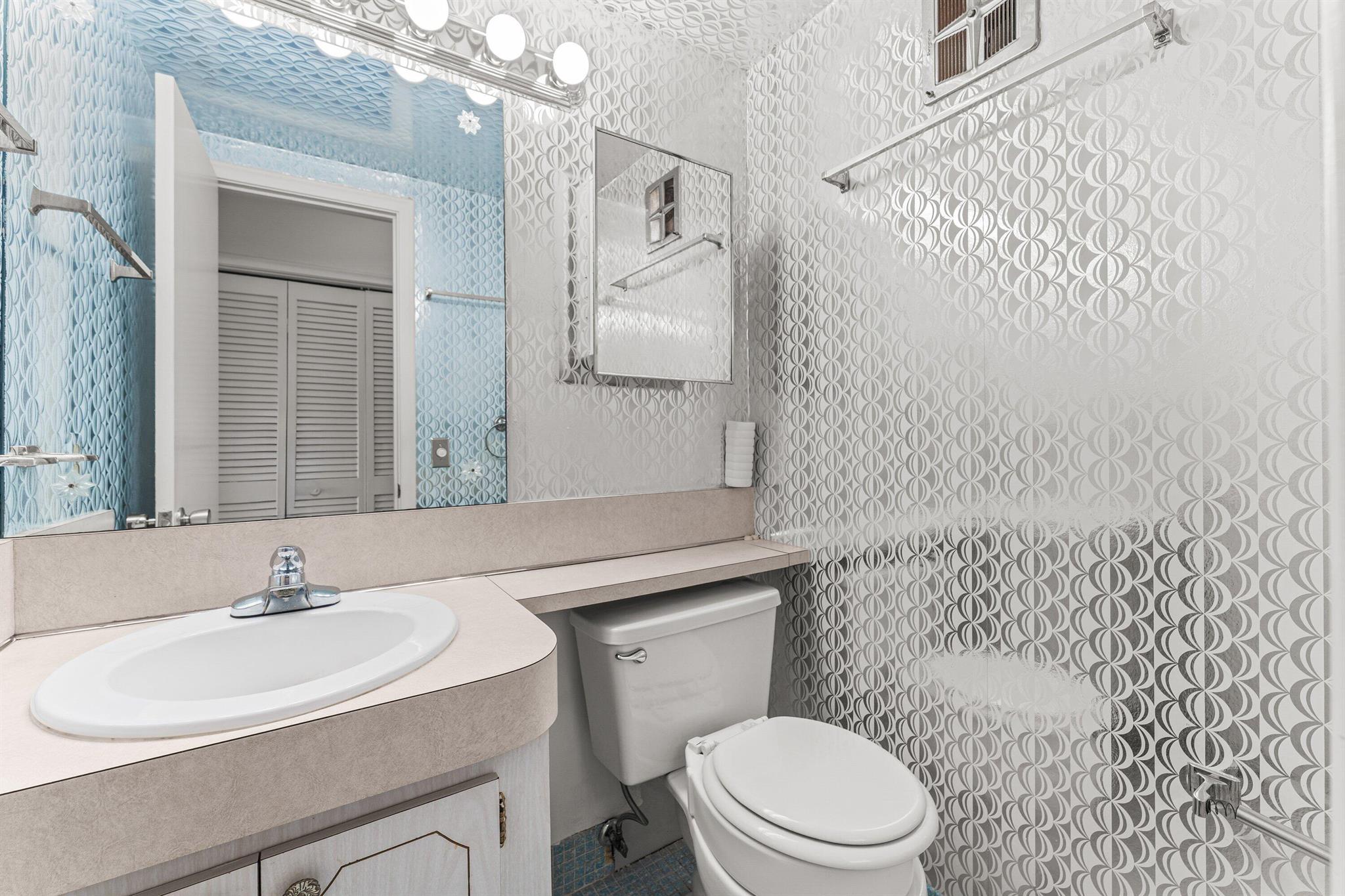 SALISBURY CONDOS - Residential