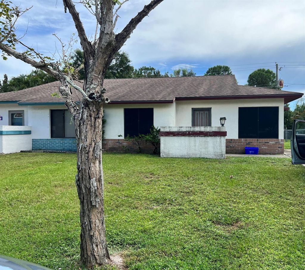 Photo of 1140 SE Saint Lawrence Way, Stuart, FL 34997 (MLS # R10953921)