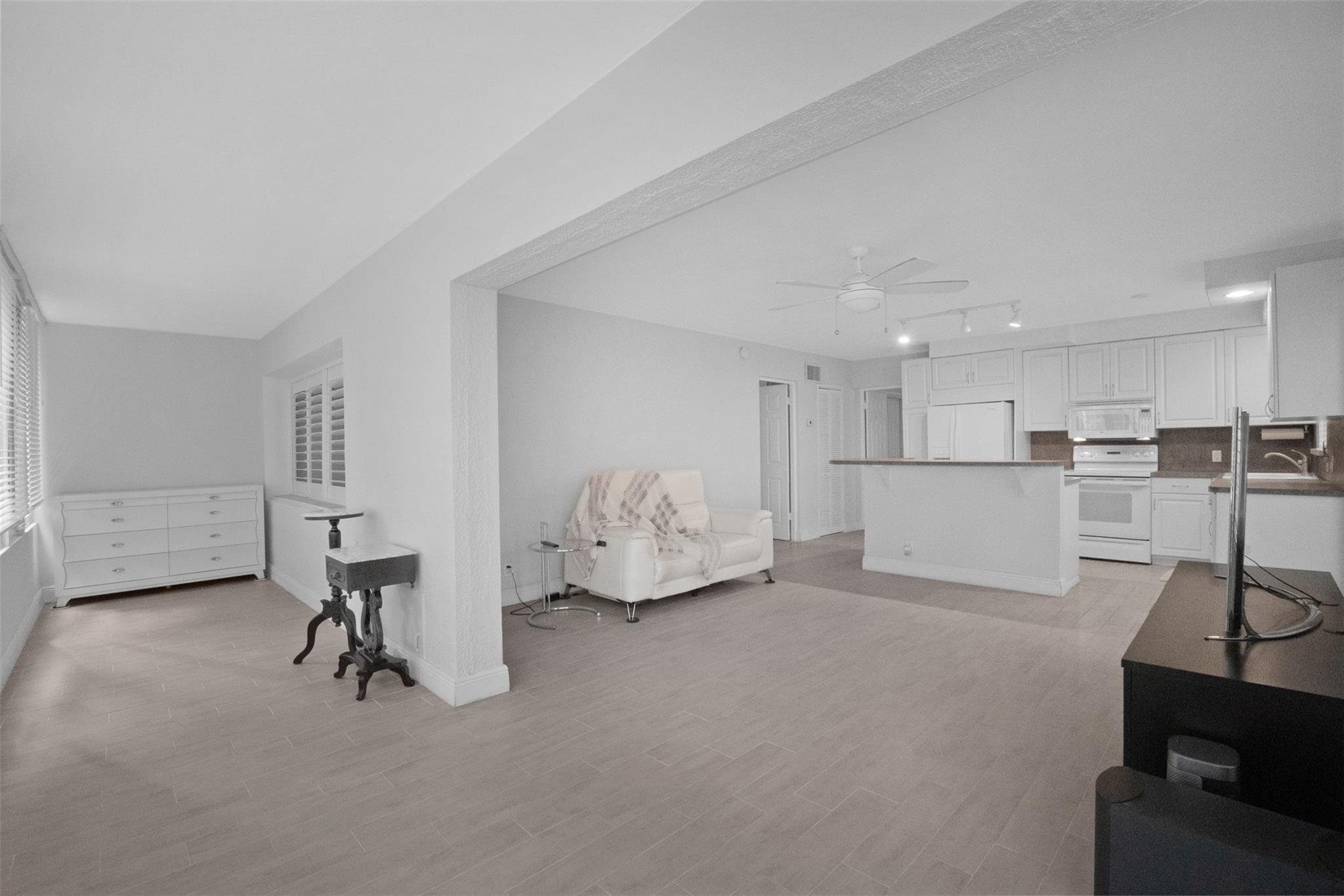 1000 SE 4th St 127