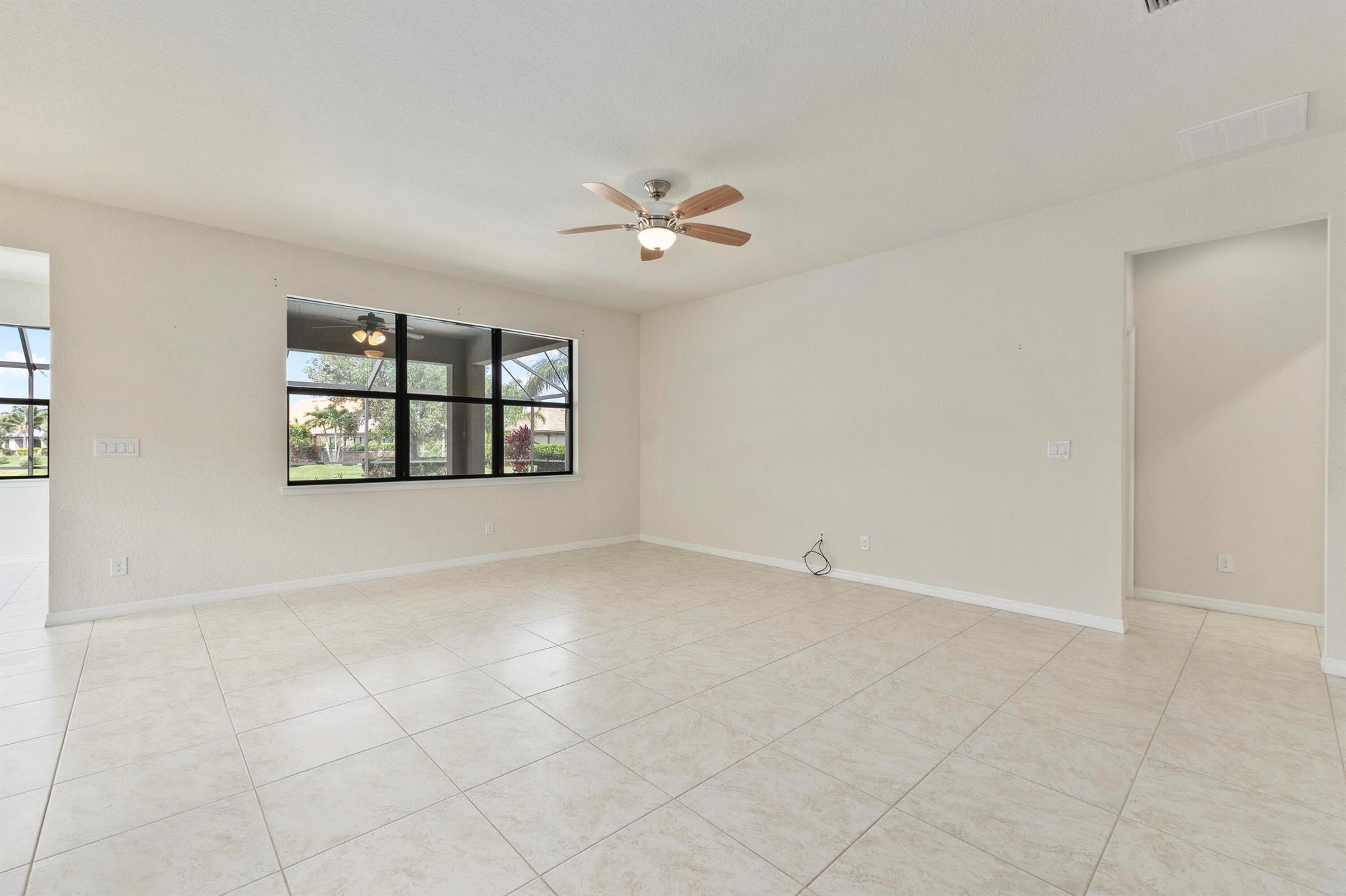 Port St Lucie, Florida 34984, United States, 3 Bedrooms Bedrooms, ,2 BathroomsBathrooms,Residential,Active,209628