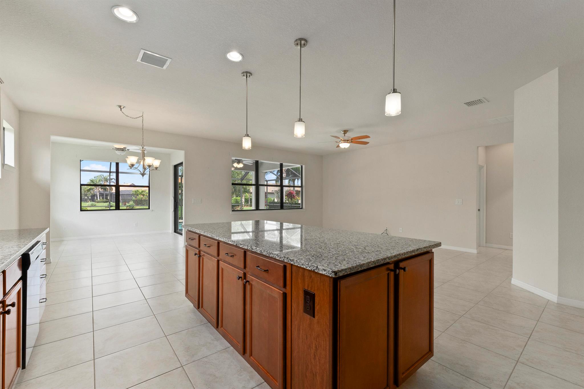 Port St Lucie, Florida 34984, United States, 3 Bedrooms Bedrooms, ,2 BathroomsBathrooms,Residential,Active,209628