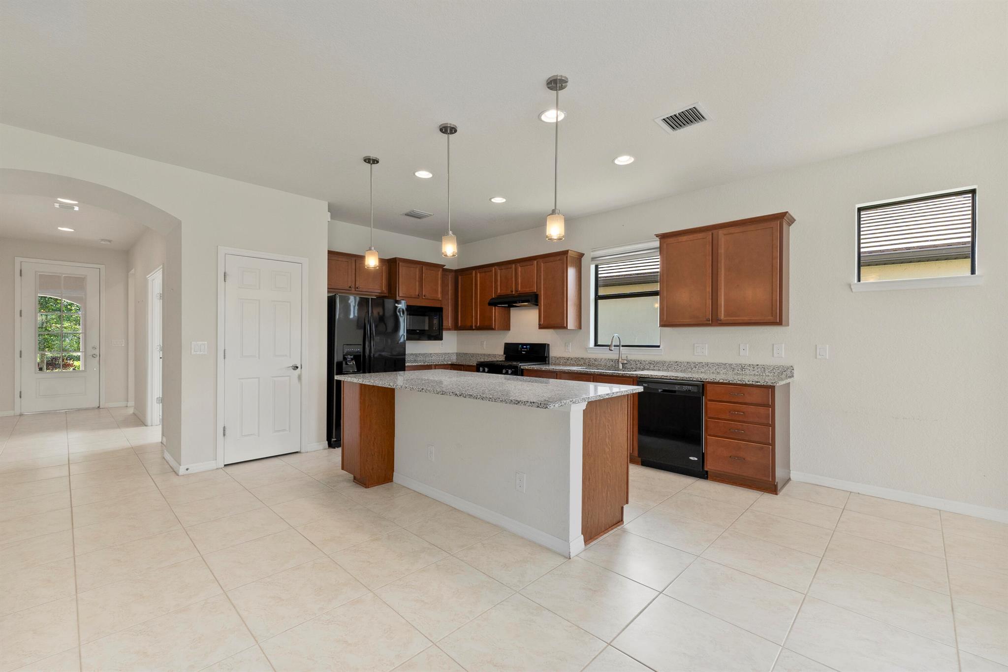 Port St Lucie, Florida 34984, United States, 3 Bedrooms Bedrooms, ,2 BathroomsBathrooms,Residential,Active,209628